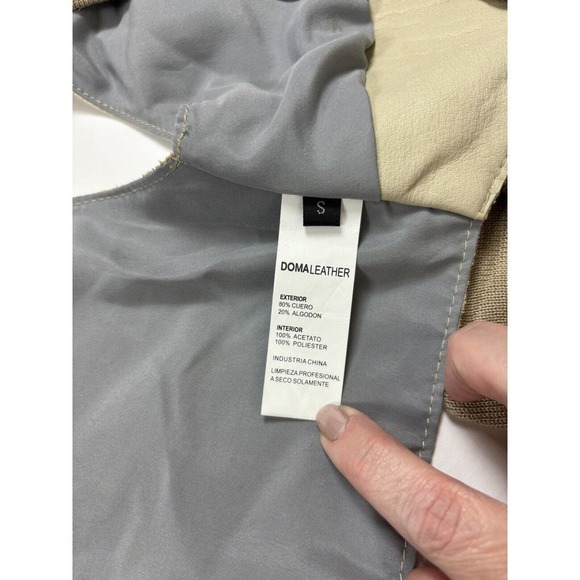 We Love Leather Doma Vest Cream Small Scarf Neck Zipper Accents - Picture 12 of 16